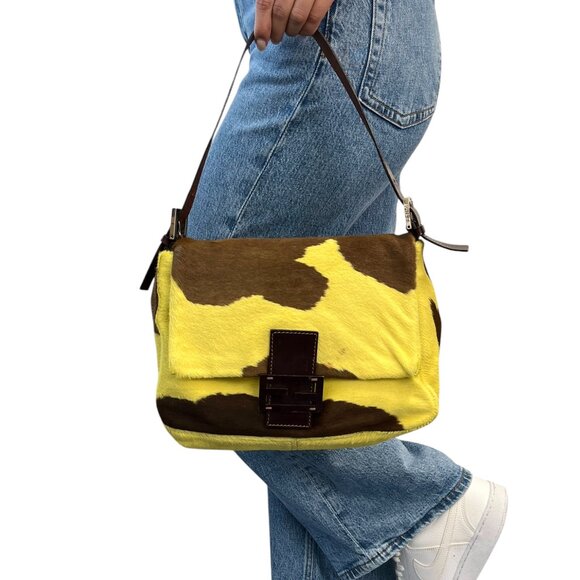 FENDI Vintage FF Logo Mamma Baguette Shoulder Bag Yellow [105334] - Picture 3 of 13